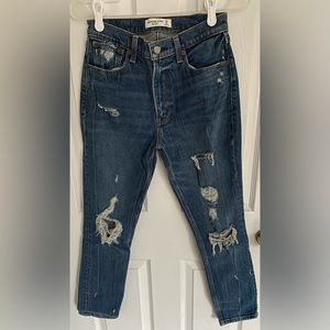 NWT Abercrombie and Fitch High Rise Skinny Jeans. Size 26 (2), Regular.